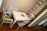 Oemer Hayyam Suites